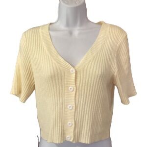 Ribbed crop sweater top. L